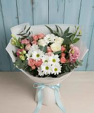 Букет цветов из:  Розы, Лизиантусы и Хризантемы в Куйтун