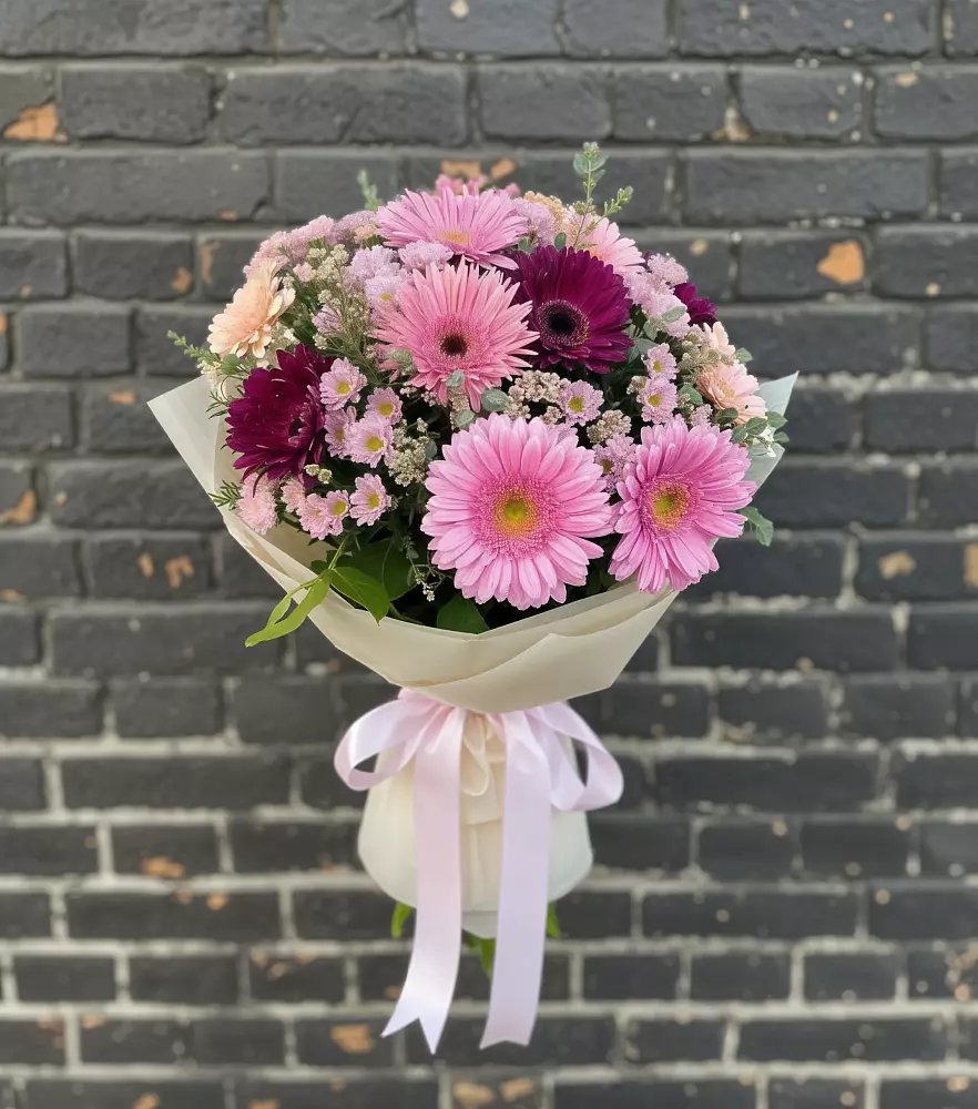 Букет цветов из: Герберы и Хризантемы в Куйтун
