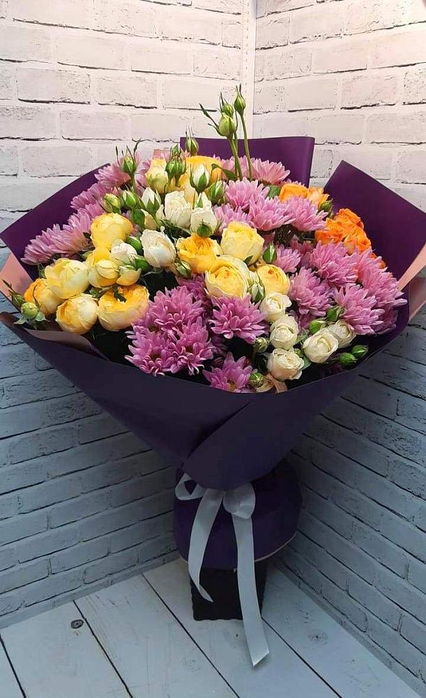 Букет цветов из: Хризантемы и Розы в Куйтун
