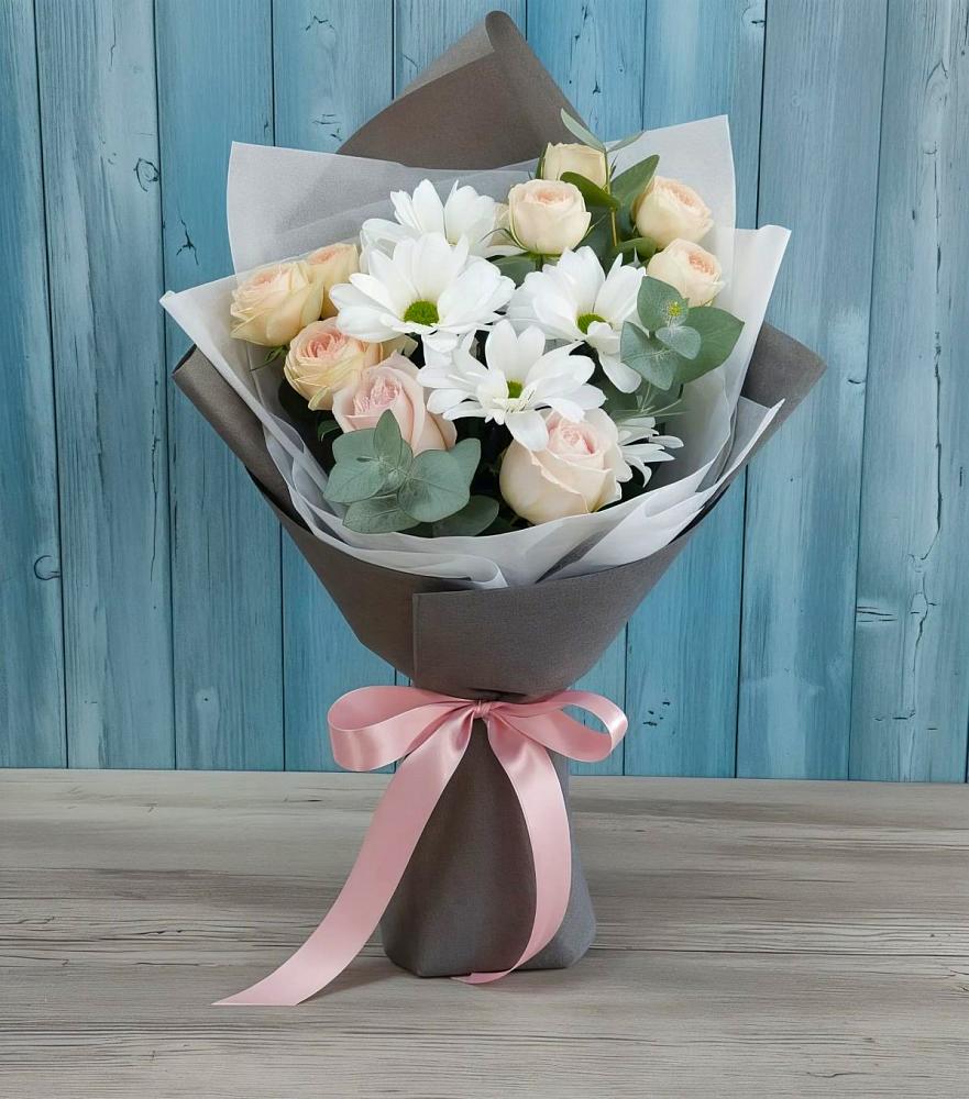 Букет цветов из: Хризантемы и Розы в Куйтун