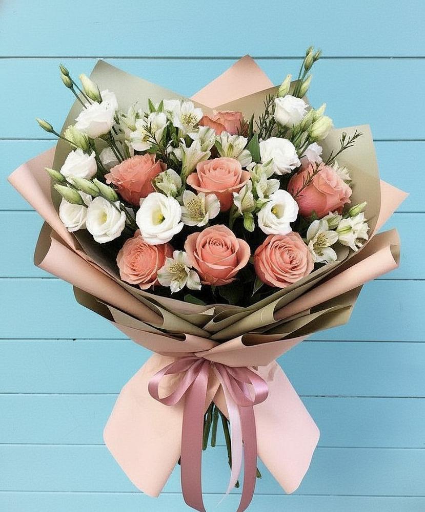 Букет цветов из: Розы, Альстромерии и Лизиантусы в Куйтун