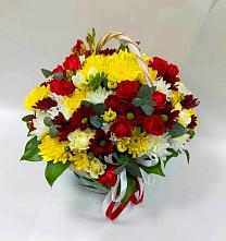 Цветочная композиция из Хризантемы и Розы в корзине в Куйтун