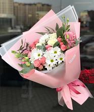 Букет цветов из:  Розы, Лизиантусы и Хризантемы в Куйтун