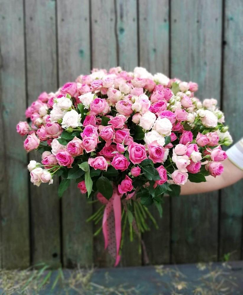 Букет Розовые кустовые розы Натали и Лав Лидия в Куйтун