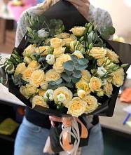 Букет цветов из:  Розы и Лизиантусы в Куйтун